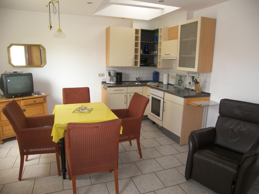 Mutabor Apartment *